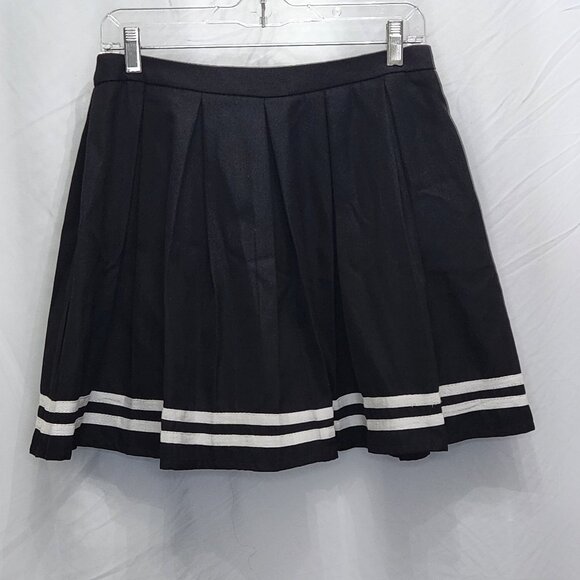 NEW Hot Topic Pleated Cheer Skirt Juniors Medium M Black Mini Tennis Goth FF12D - Picture 2 of 6